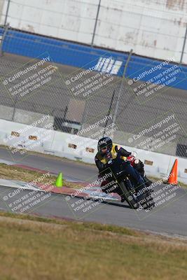 media/Nov-26-2022-Fastrack Riders (Sat) [[b001e85eef]]/Level 1/Session 3 Outside Turn 9/